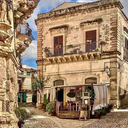 Casa Vacanze La Bomboniera Holiday home *