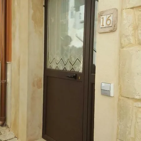 Casa Vacanze La Bomboniera