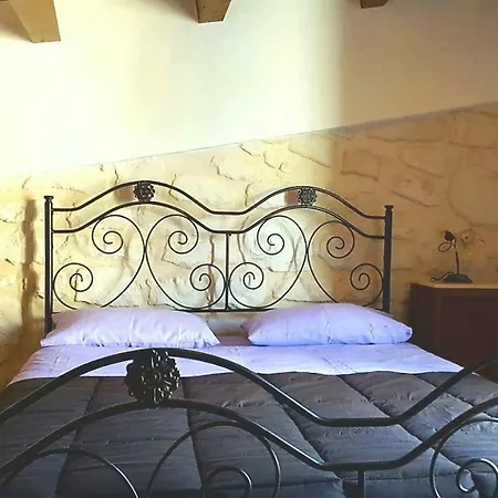 Casa Vacanze La Bomboniera Holiday home *